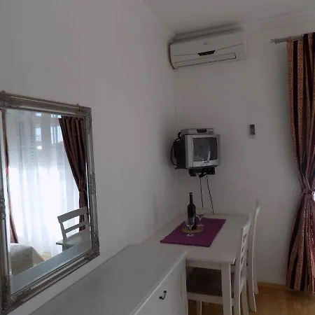 Apartamento In 6938
